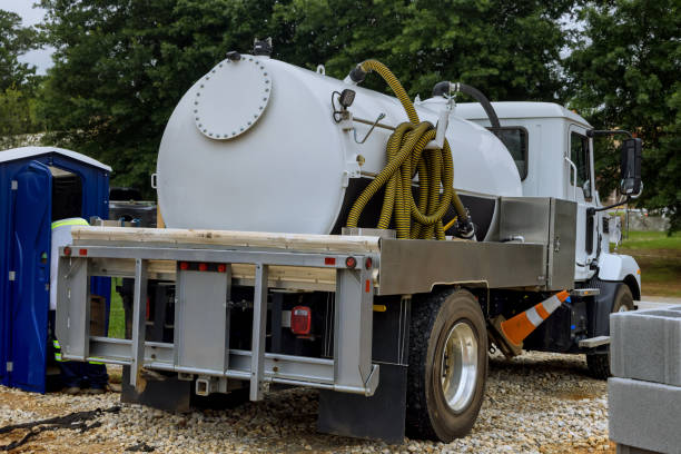 Best Luxury portable toilet rental  in La Fayette, AL